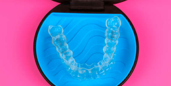 Cuidados básicos de tus alineadores Invisalign